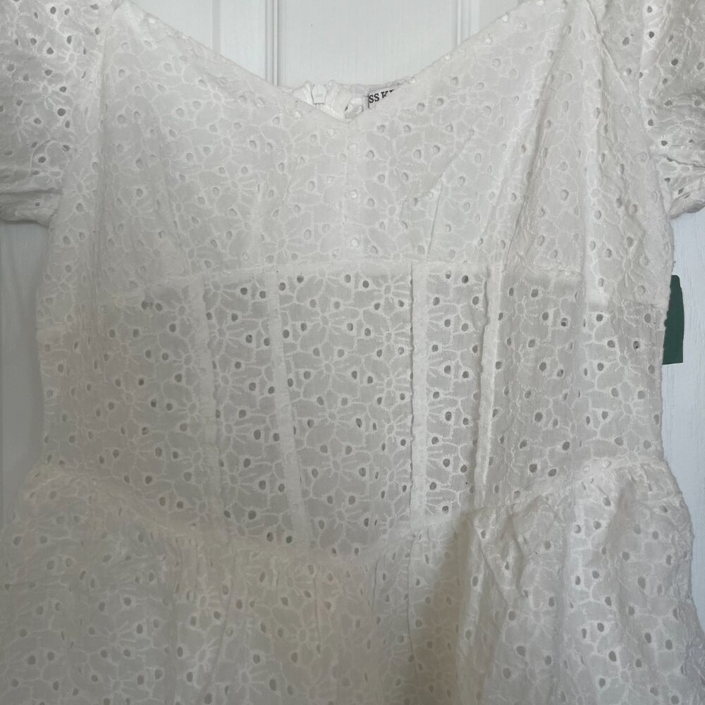 Ruffled Broderie Anglaise Dress 100% Cotton Mini Dress - Picture 5 of 7